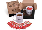 Brinde Kit Ch� - 1 Caixa de Ch� Ingl�s da Marca Twinings de Frutas Silvestres e 1 Caneca de Cer�mica de 330 mL na Cor Branca