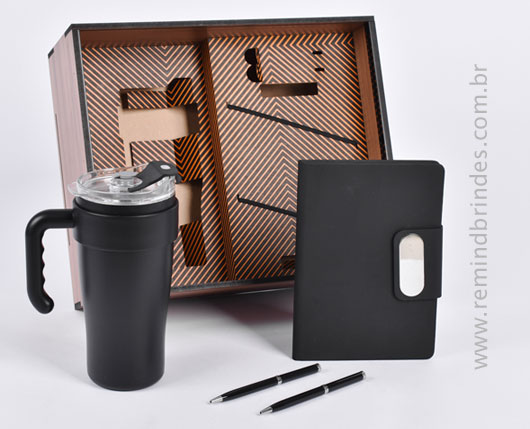 Kit Onboarding Personalizado com Caneca Térmica, Caderneta e Canetas