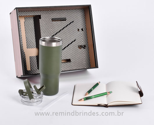 Kit Executive Personalizado 4 Peças com Copo Térmico, Caderneta e Canetas