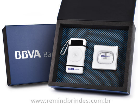Kit Onboarding Tech com Carregador por Indução e Fone Bluetooth