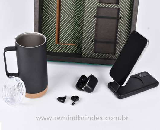 Kit Onboarding Tech Premium 3 Peças com Caneca Térmica, Carregador Indução e Fone