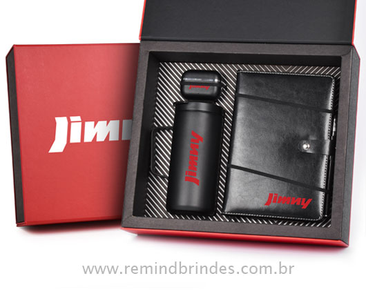 Kit Onboarding Premium Red com Caderneta com caneta, Caneca Térmica e Fone