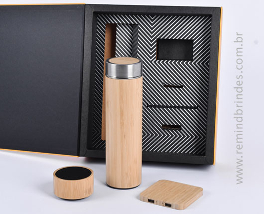 Kit Tecnologia Sustentável Eco 3 Peças em Bambu com Garrafa Térmica e Caixa de Som